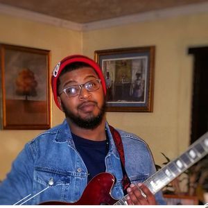 Meet your Posher, Laurence